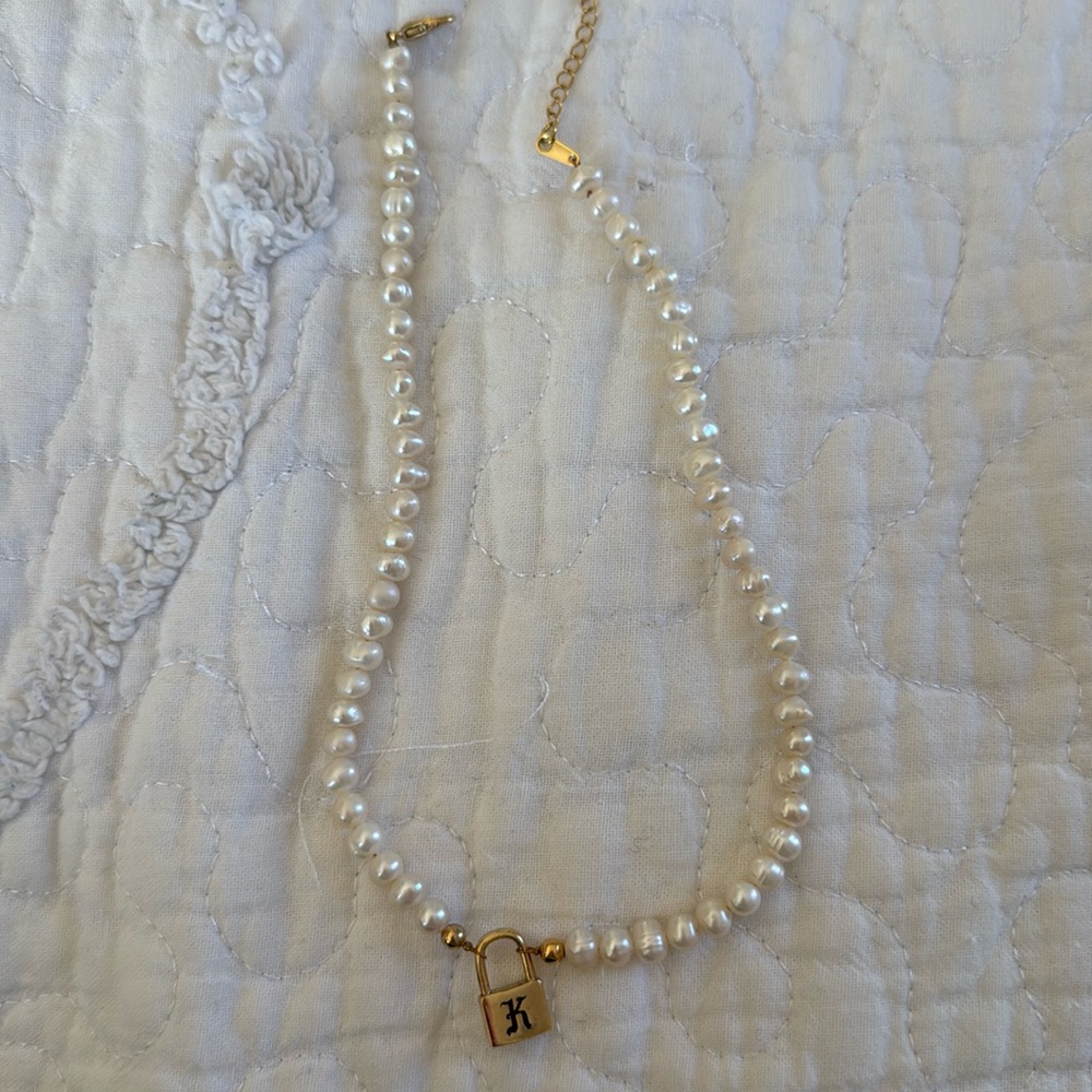 Initial pearl necklace choker